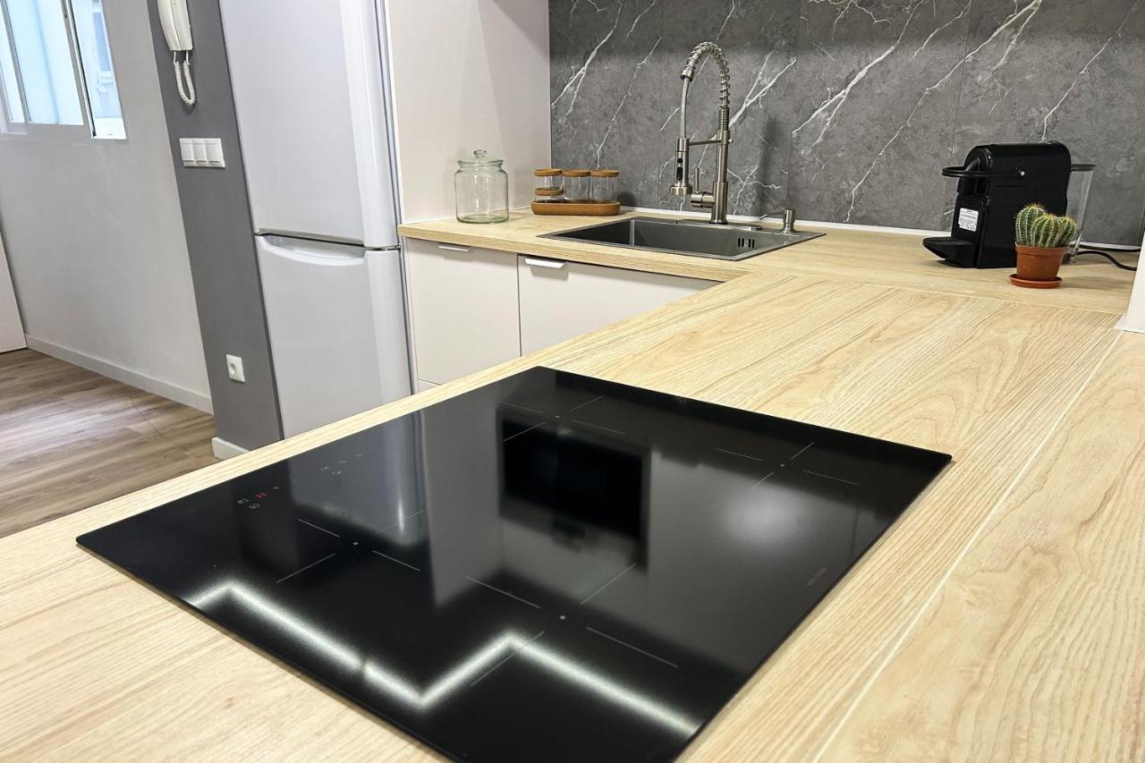 Piso Moderno A 15 Minutos Andando Del Centro Apartment Huelva Luaran gambar